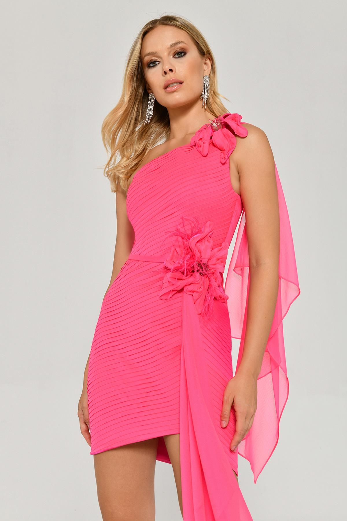 One - Shoulder Short Dress with Shawl and Flower Accessories - Aurora Fashion