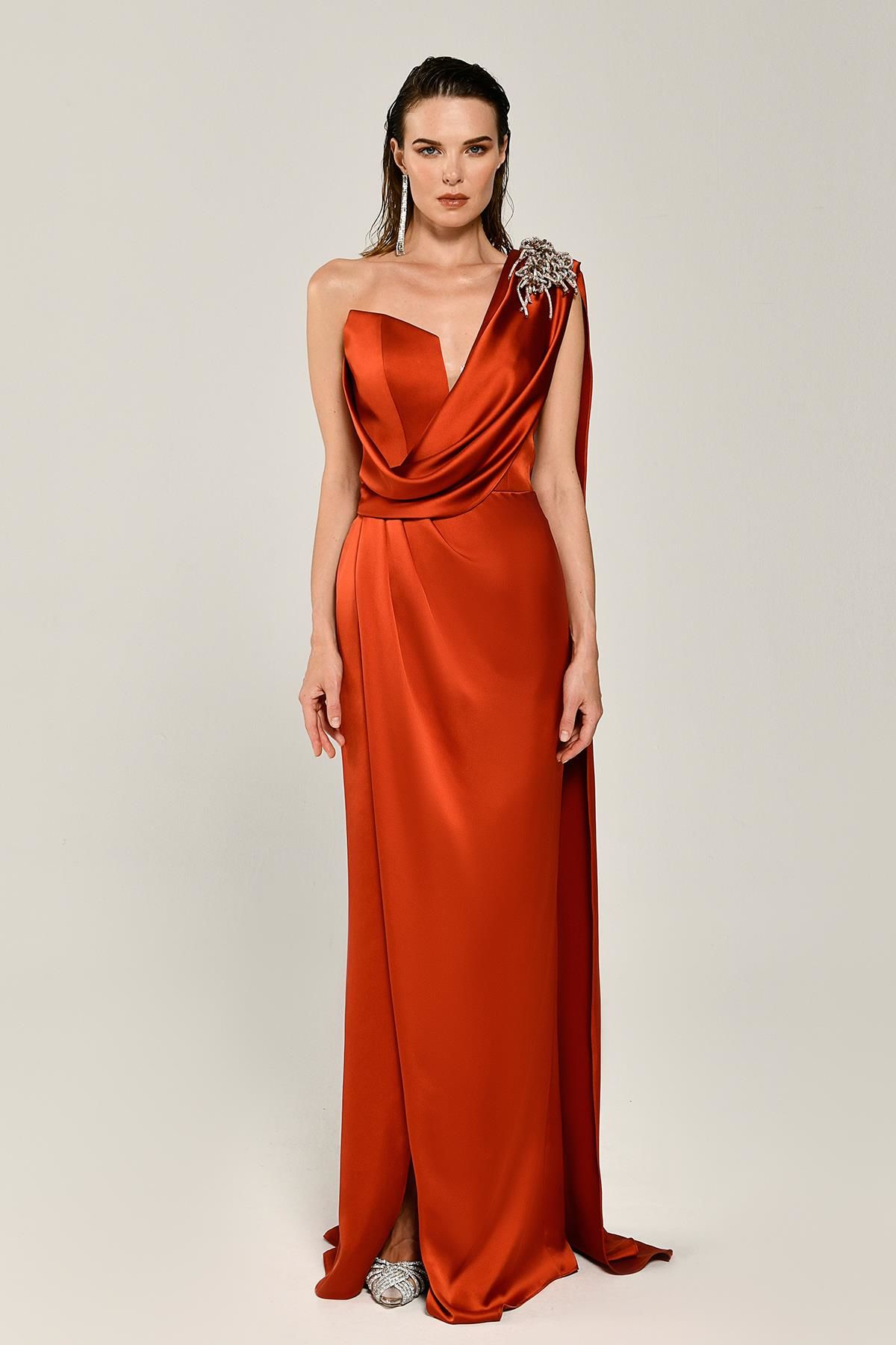 One Shoulder Brooch Long Satin Dress